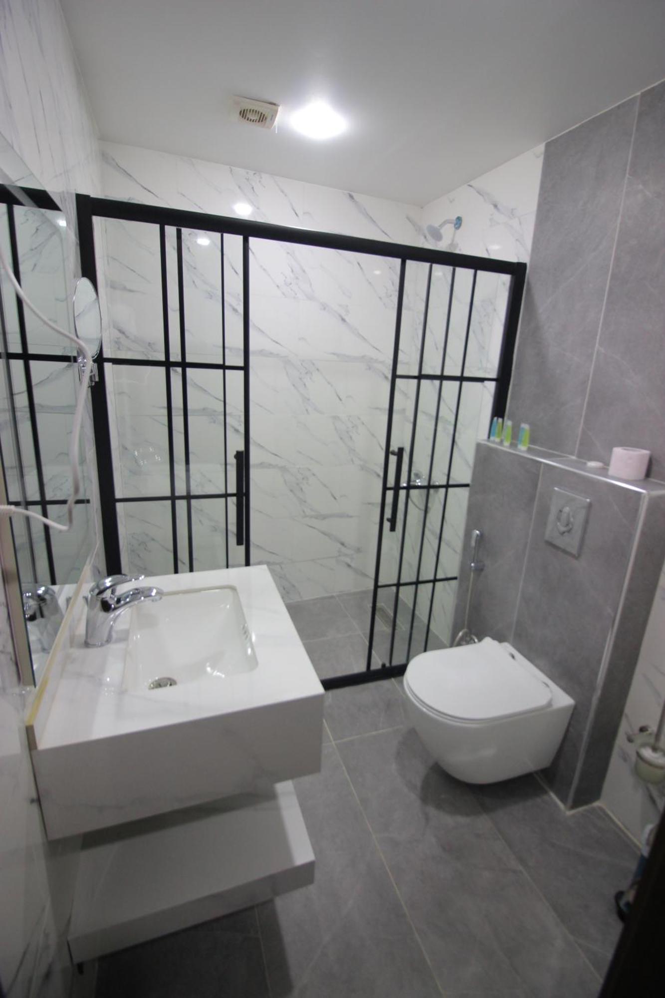 Beirut Hotel 2 New Амман Экстерьер фото