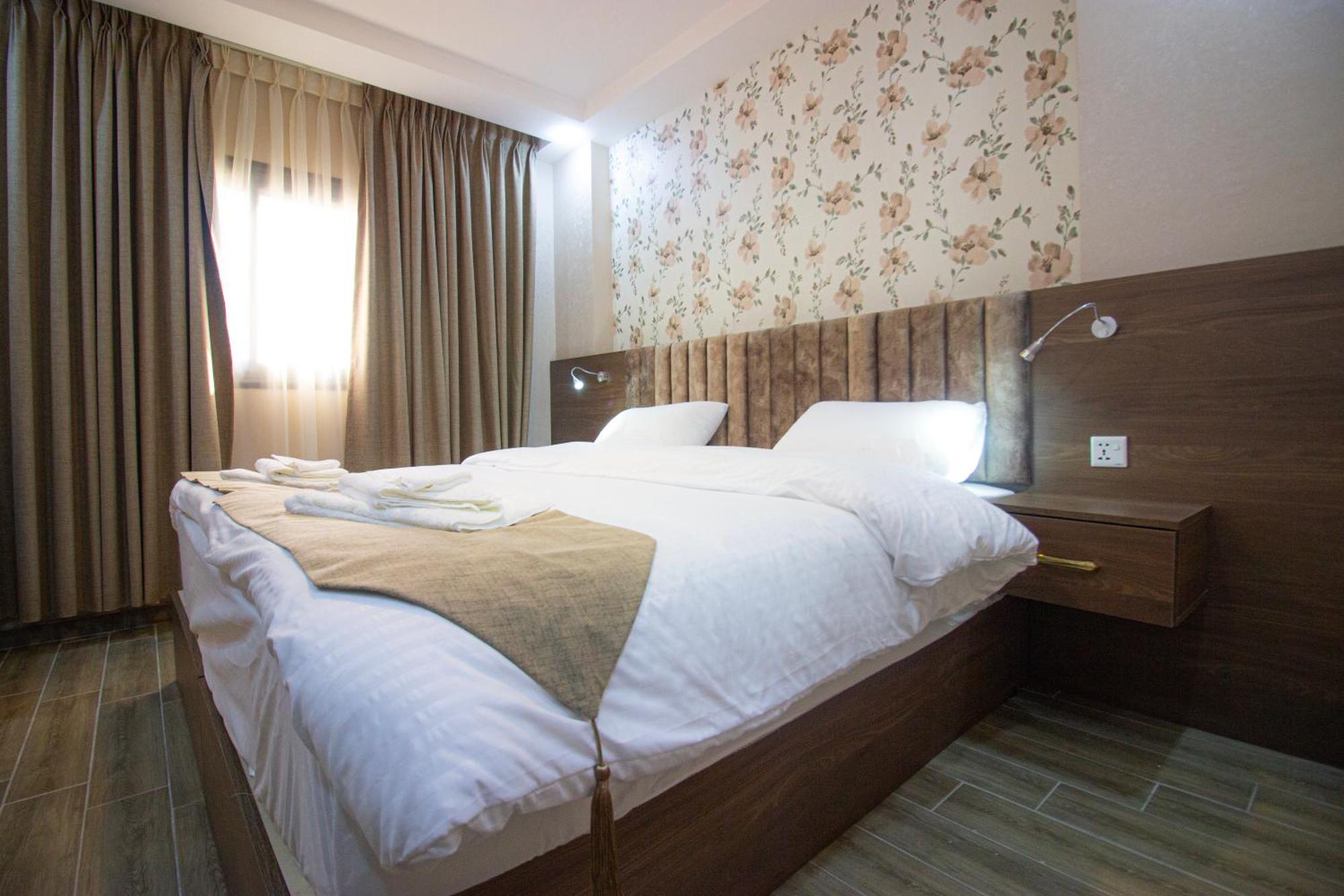 Beirut Hotel 2 New Амман Экстерьер фото
